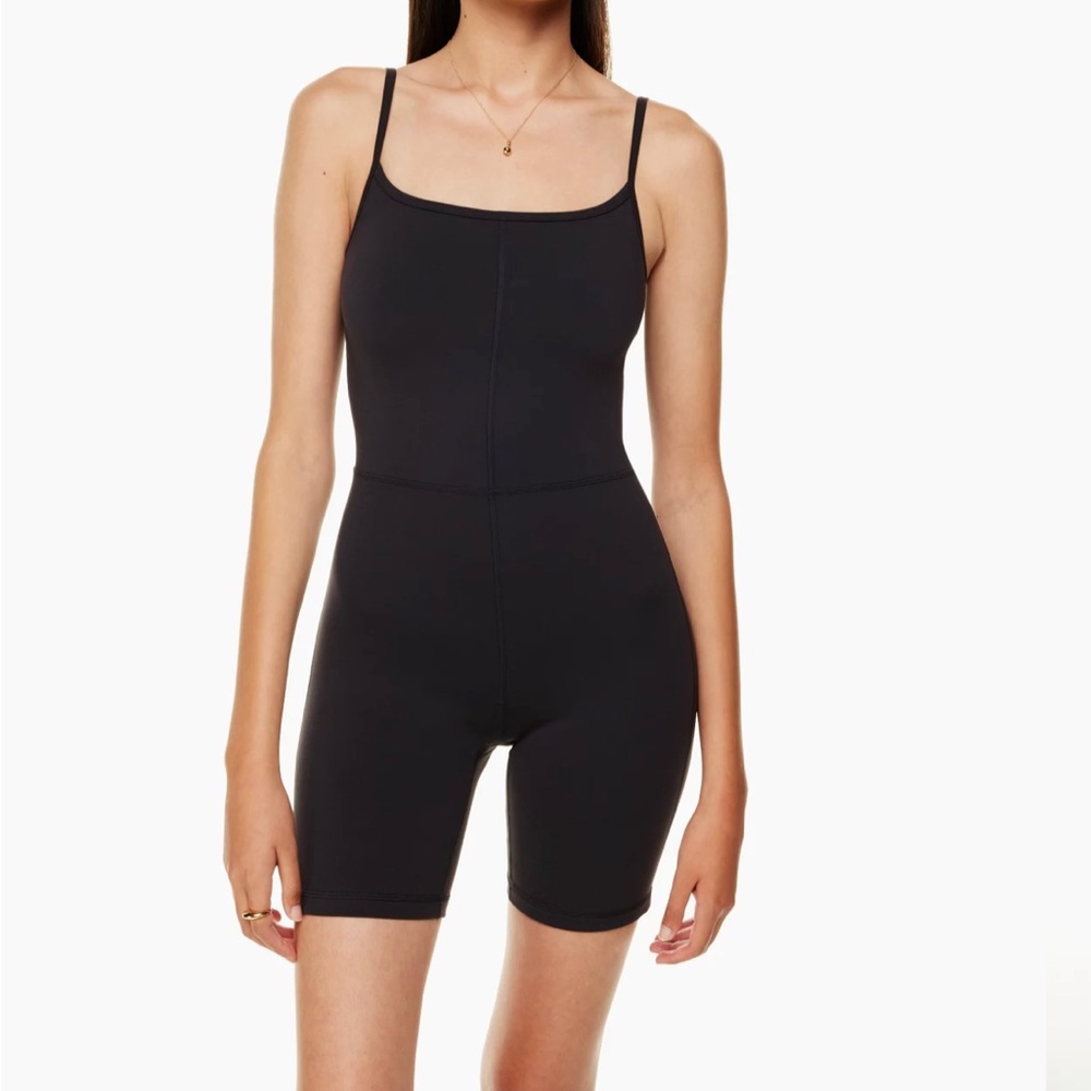 Aritzia Wilfred Free Divinity 7" Romper